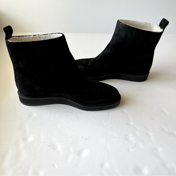 Tamara Mellon Black Suede Sherpa Lined Booties Size 37 1/2 - Picture 8 of 12